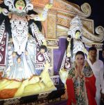 Preity Zinta and Neelam in Kolkatta for Kali Puja on 9th Nov 2015